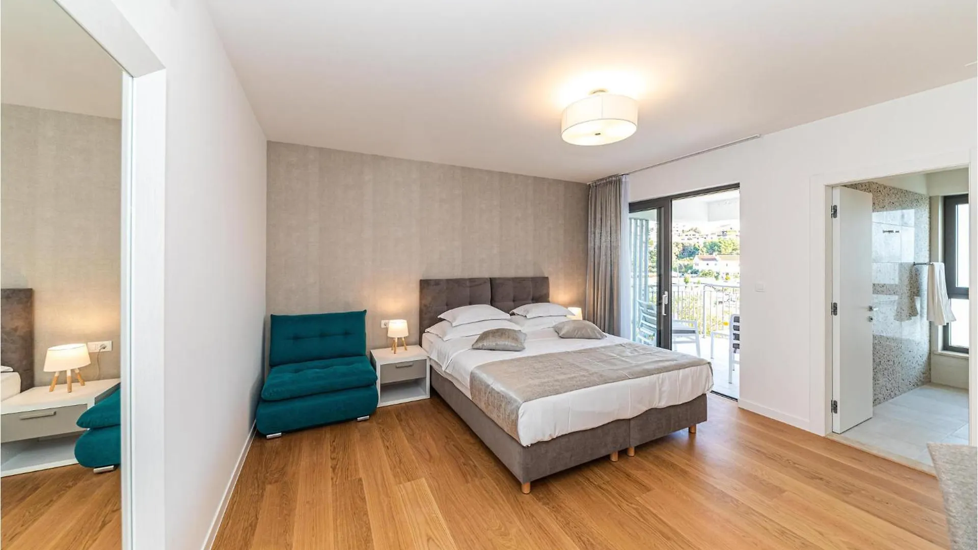 Tatil Evi Lovely Home In Seget Vranjica With House Sea View